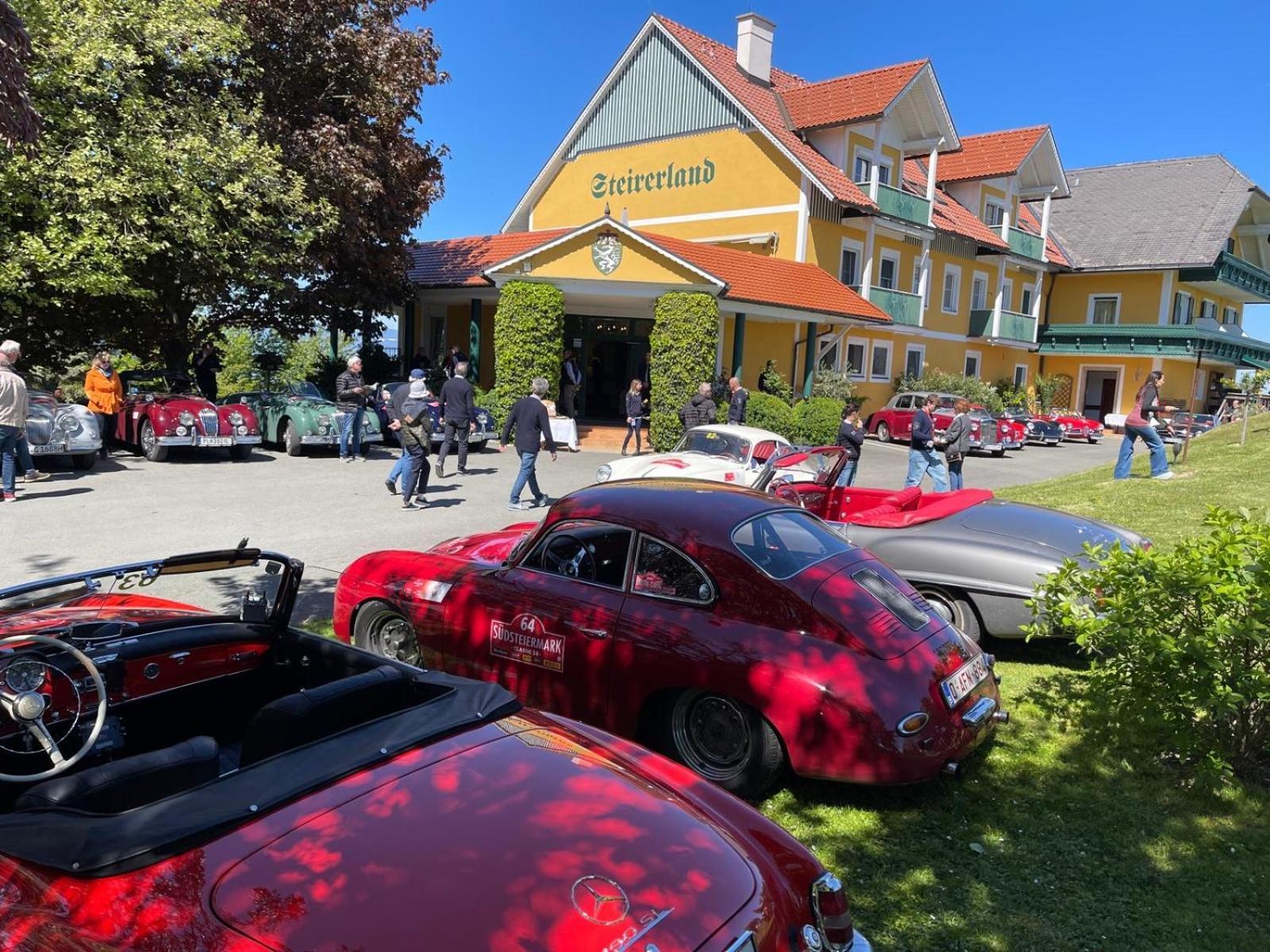 Panoramahotel Steirerland Kitzeck im Sausal Exterior foto